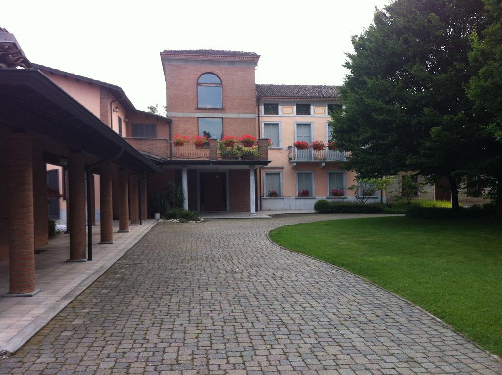 B&B Villa Valchero Carpaneto Piacentino Dış mekan fotoğraf